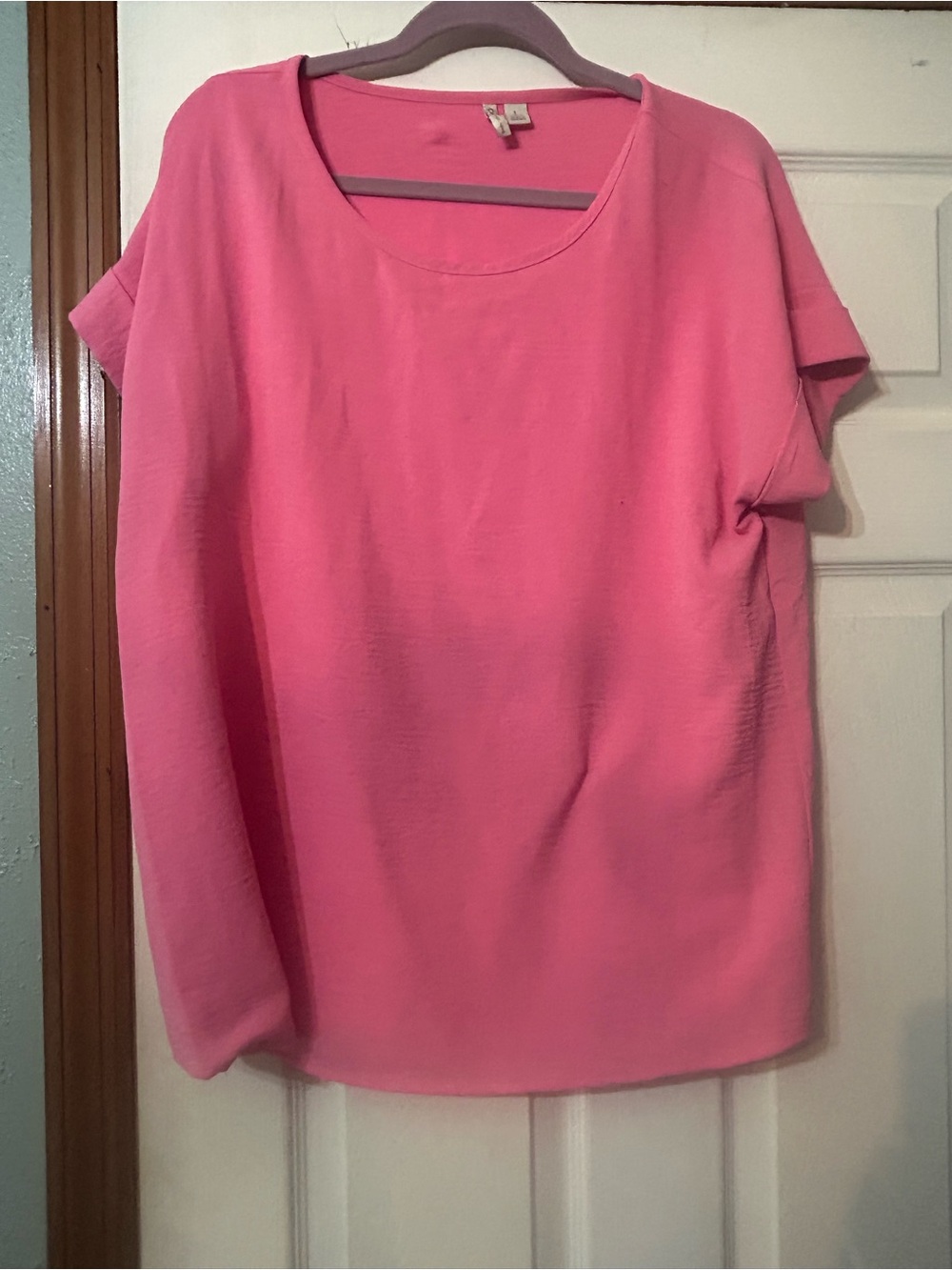 Women's Pink Short Sleeve Scoop Neck Top